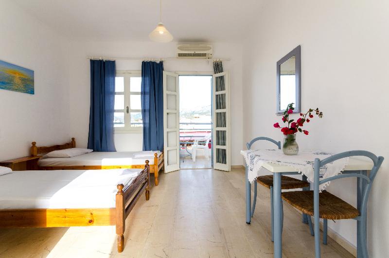 Aris Apartments 말리아 외부 사진
